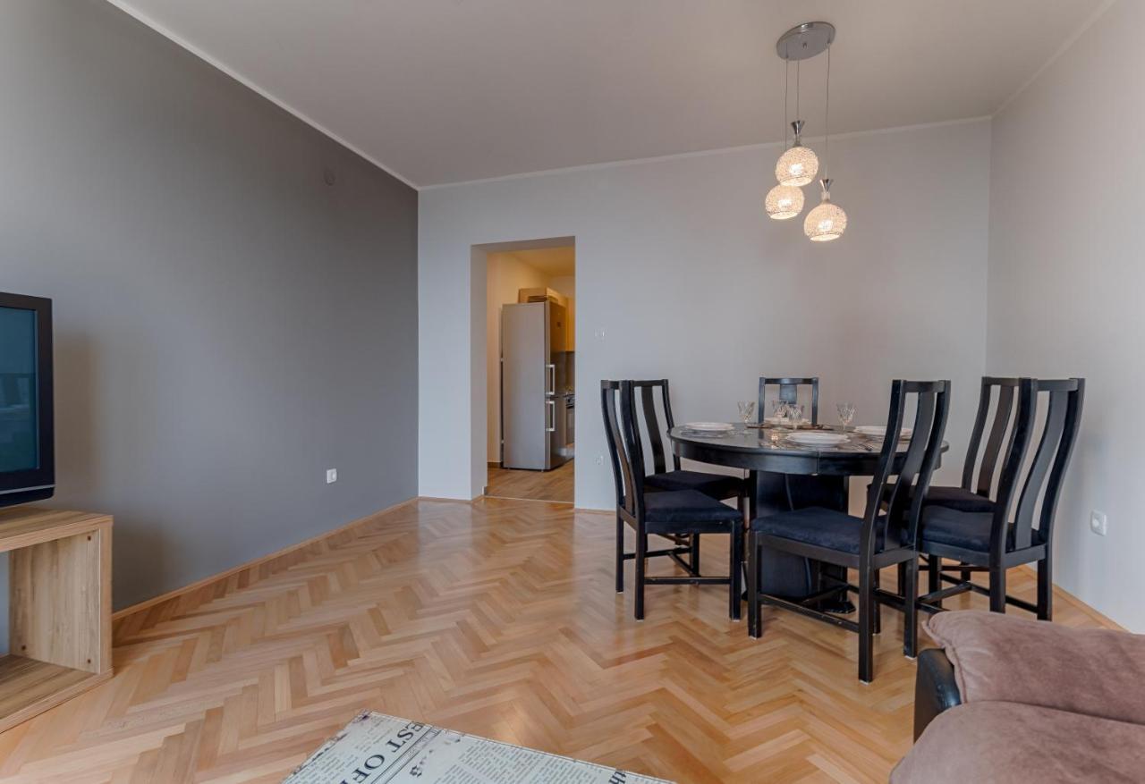 Two Bedroom Apartment Paris Rijeka Eksteriør bilde