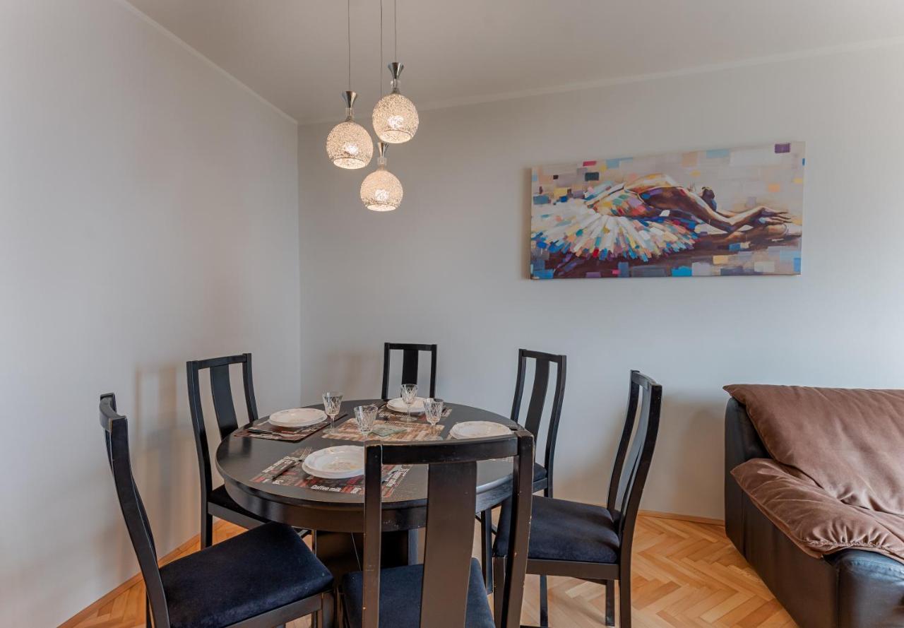 Two Bedroom Apartment Paris Rijeka Eksteriør bilde